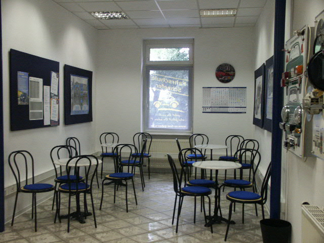Fahrschule Darmstadt Schulungsraum 01